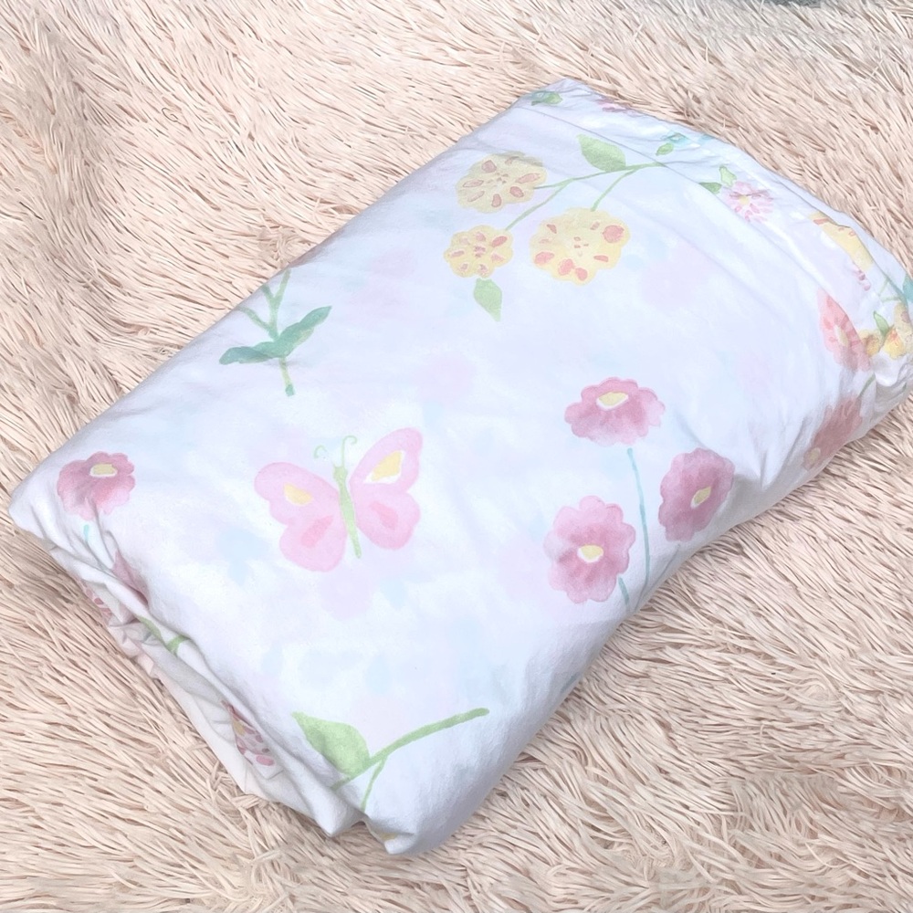 Pottery Barn Kids “Flowers” Duvet w/ Butterflies - Full/Queen